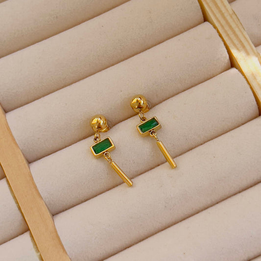 Classic green crystal earrings