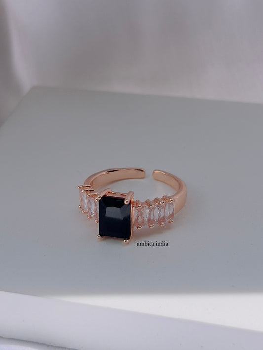 Black square adjustable ring