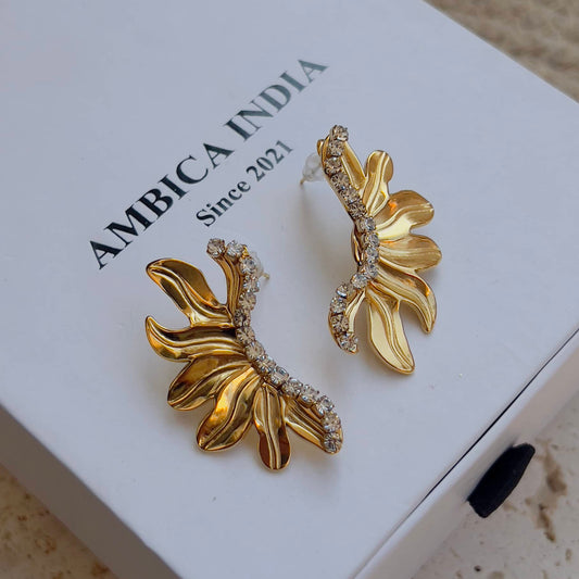 Chunky speaking earrings