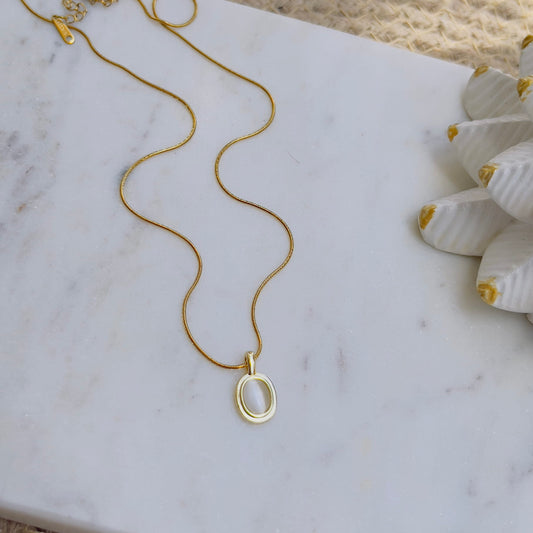 Classic necklace