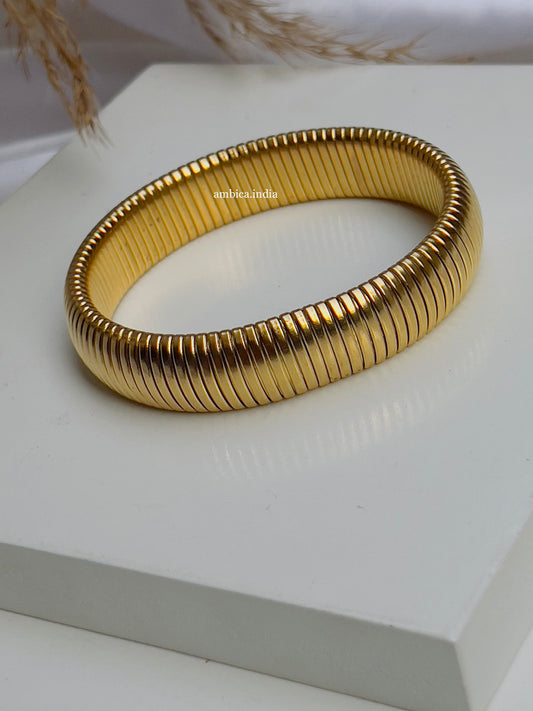 Chunky viper bracelet 18k gold plated