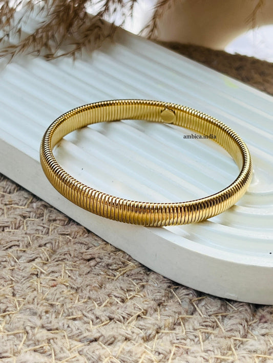 Chunky viper bracelet 18kgold plated