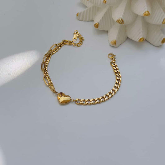 Heart with link chain bracelet