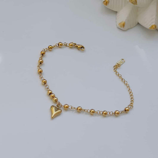 Tiny heart bracelet