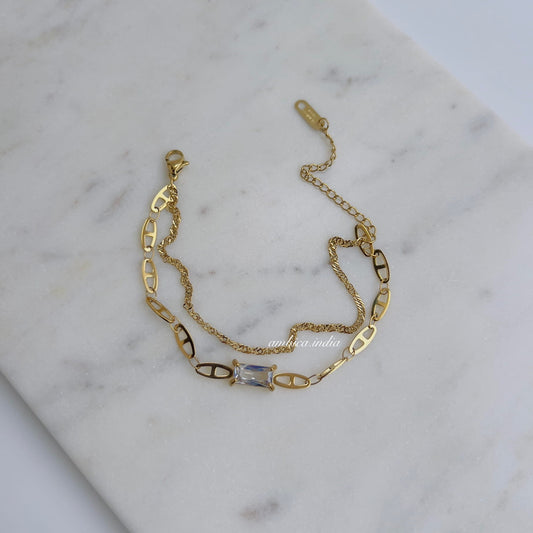 White rectangle crystal bracelet