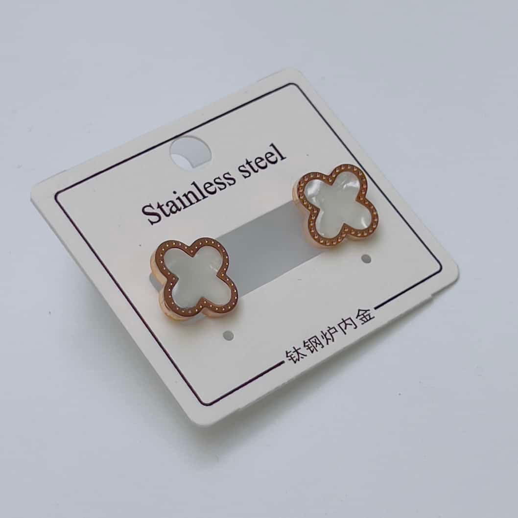 Clover white studs