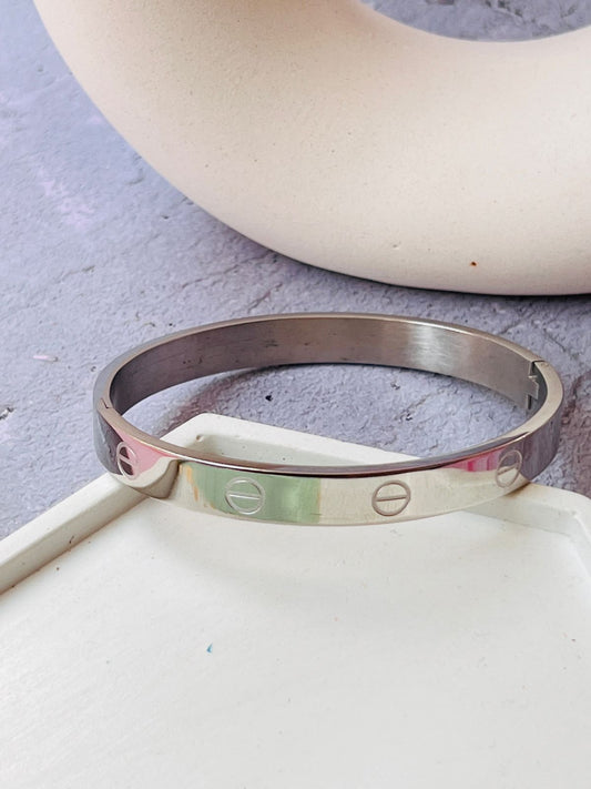 Love Thick Cuff