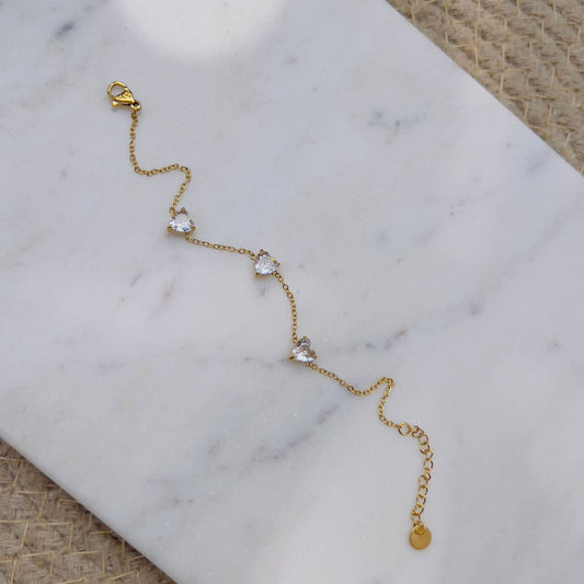 White crystal heart minimal bracelet