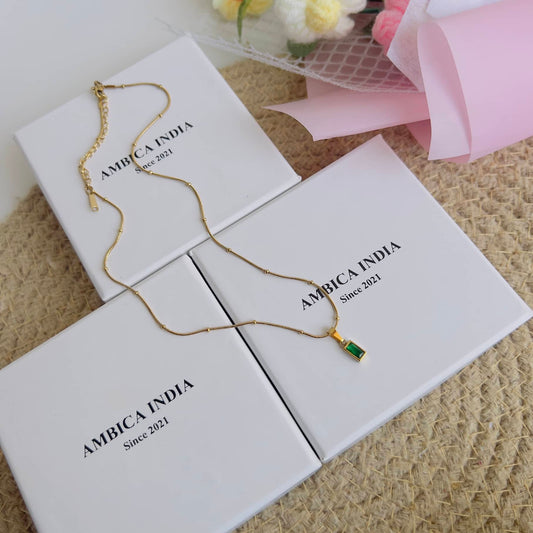 Emerald crystal necklace
