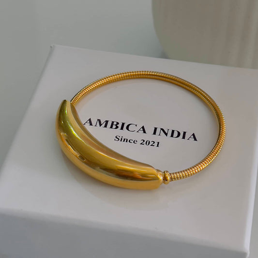 Classic moveable bracelet