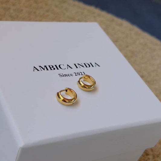 Tiny plain hoops